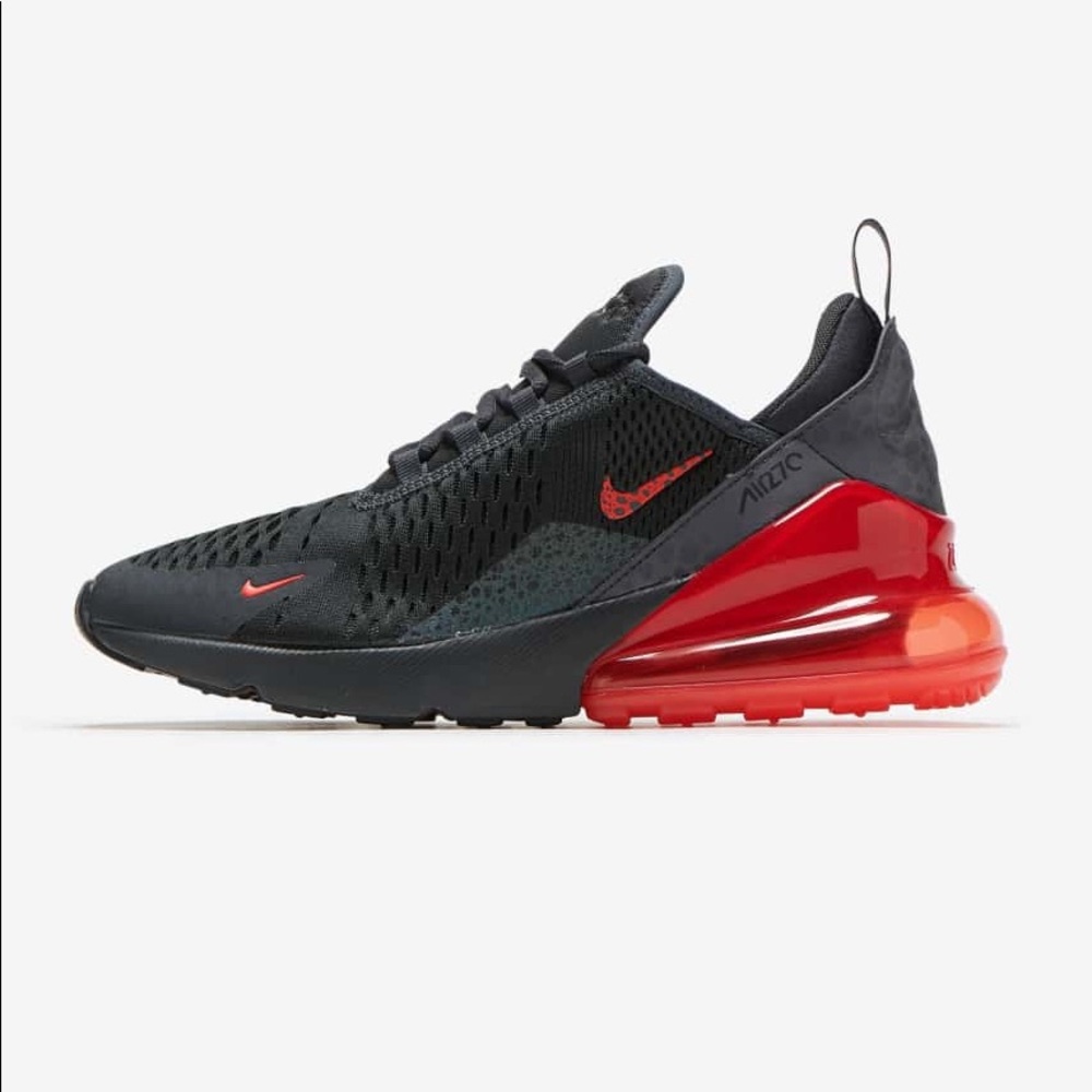 Nike Air Max 270 (GS) Sz 5.5Y BLACK/RED BV1244 001